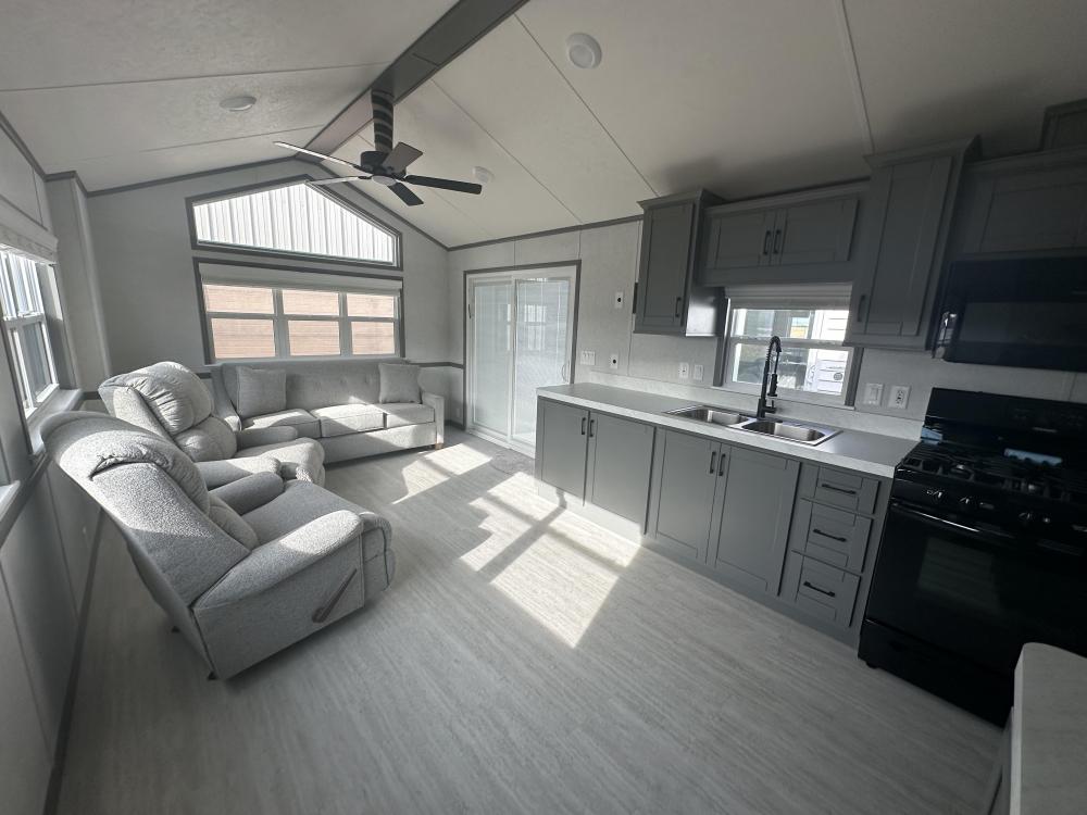 MAIN WALL - Cooper Cream