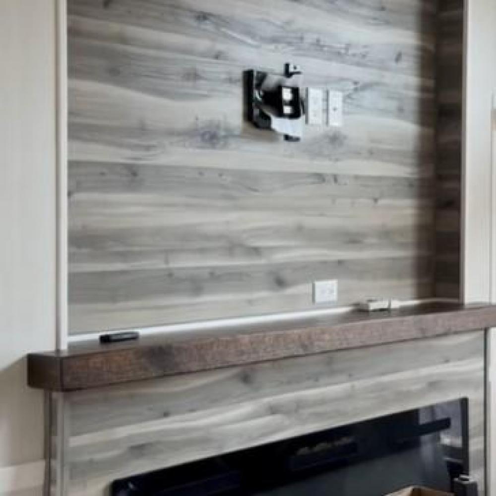 ACCENT WALL - TUPELO SILVER - Accent Wall with Brown Mantle