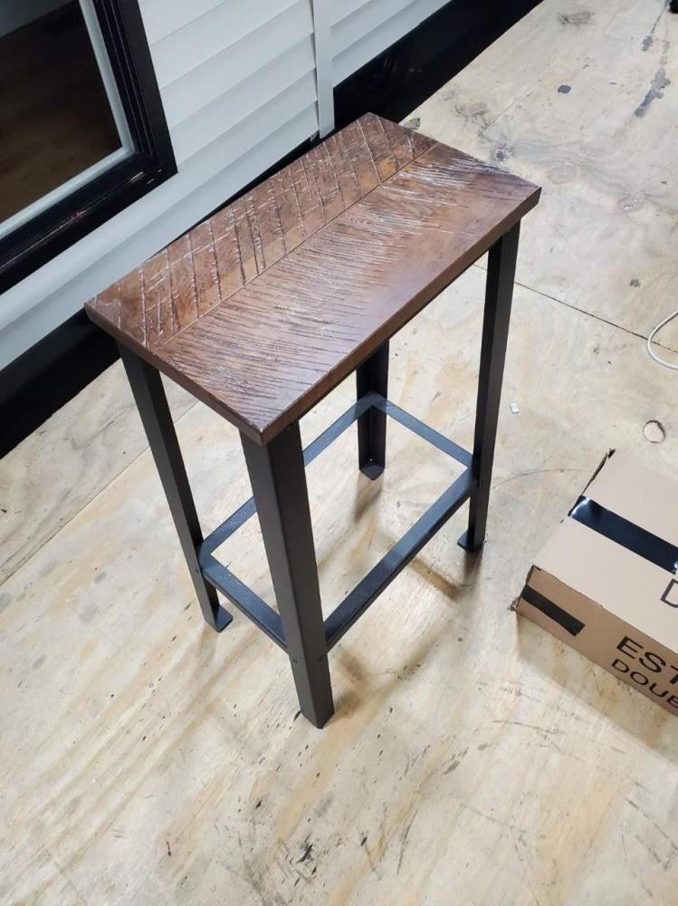 BARSTOOL - Rough Sawn Farmhouse