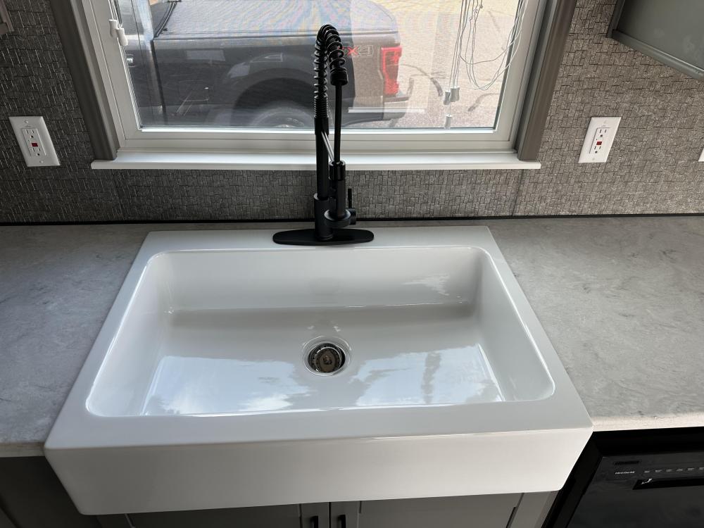 SINK - KITCHEN - Upgrade White Apron