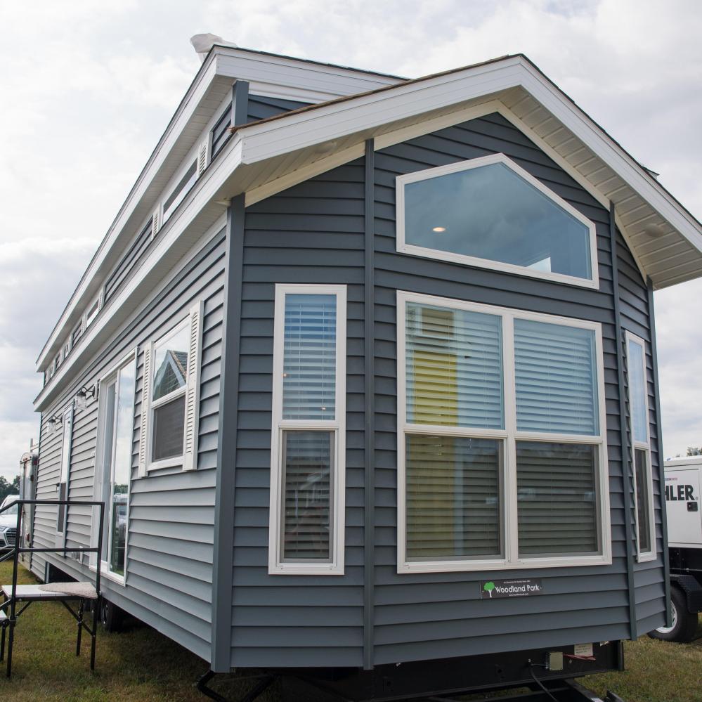 Bay Front End (in place of standard straight front end) 