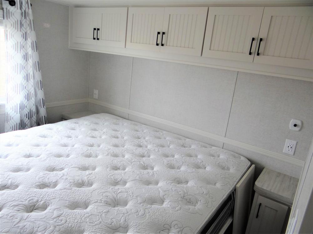 CABINET - ADD - Cabinet Over Bed (King Bedroom)