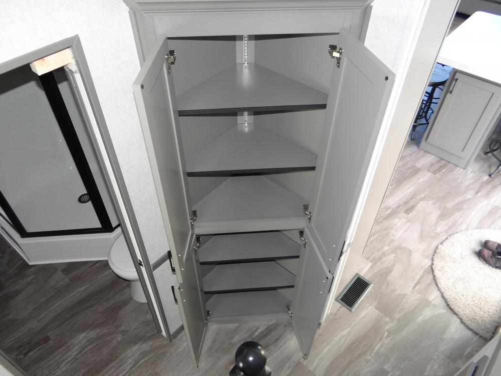 STANDARD - CORNER PANTRY - Floorplan Specific