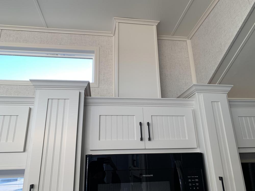 STANDARD - CROWN MOLDING
