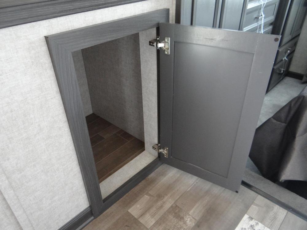 STANDARD - Stairwell Storage Access - Split Loft Only