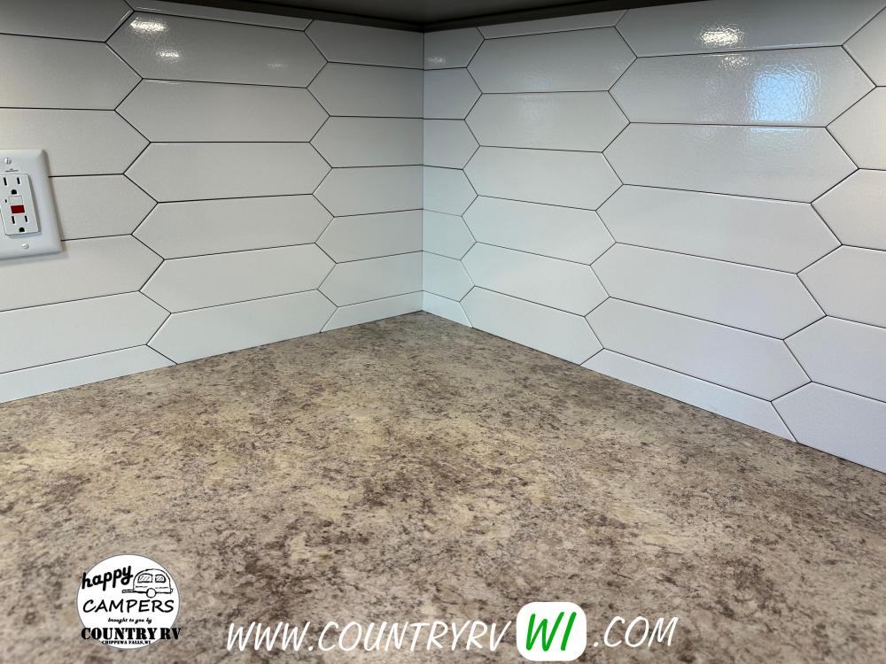 BACKSPLASH - TILE WHITE PICKET