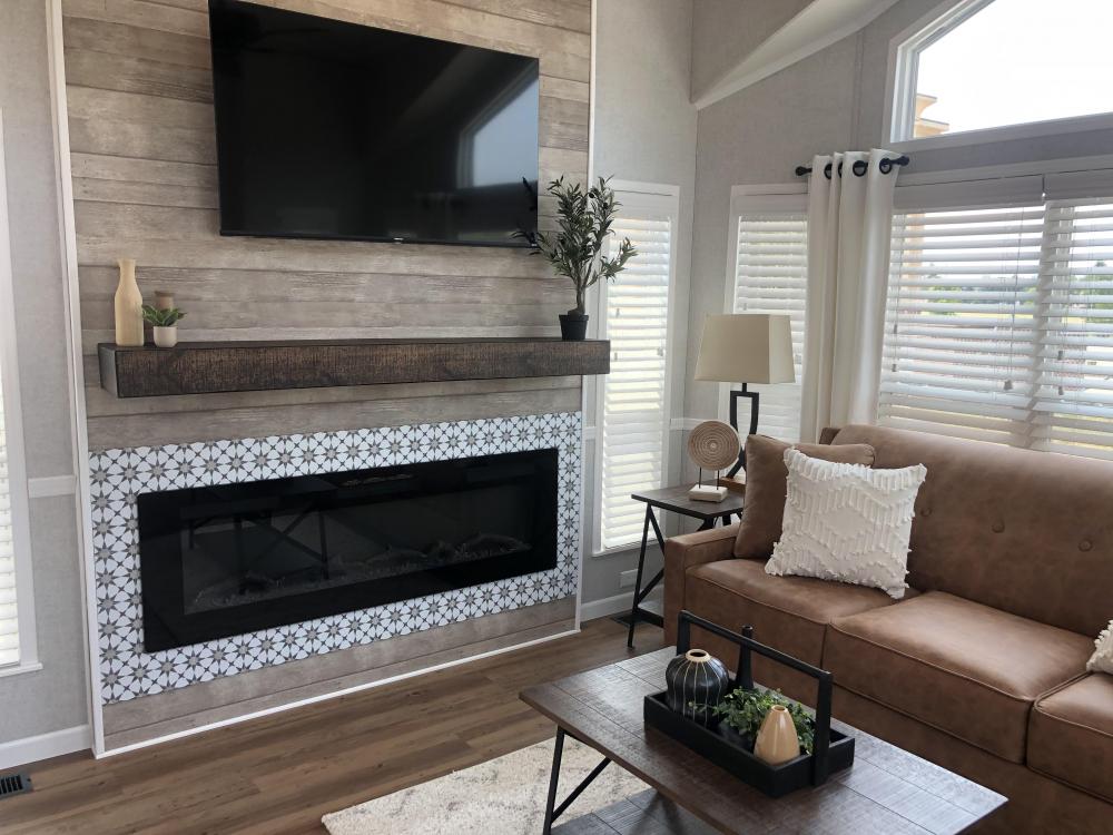 FIREPLACE SURROUND - Starling Tan