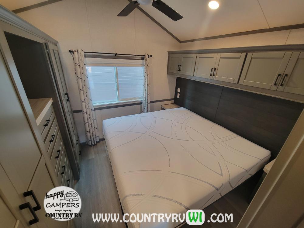 BED BASE- HYDROLIFT - King (customer provided mattress)